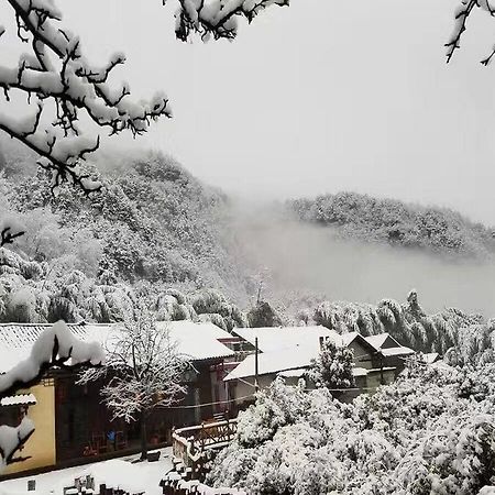 Zhangjiajie Yueranju Hostel Ngoại thất bức ảnh