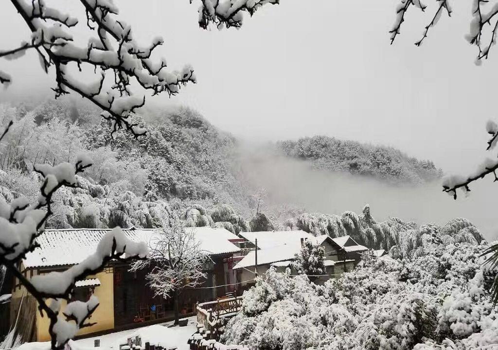 Zhangjiajie Yueranju Hostel Ngoại thất bức ảnh